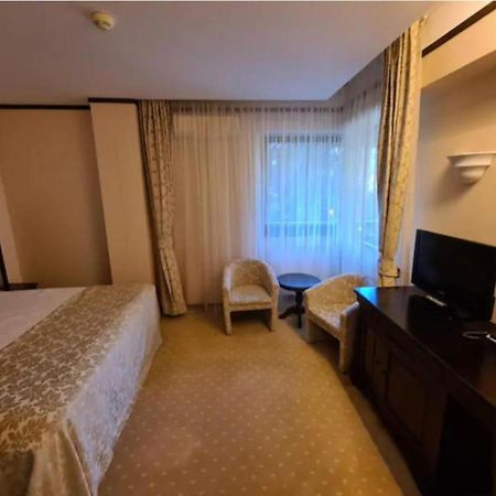Alpin Aparthotel 2302 Poiana Brasov Exterior photo